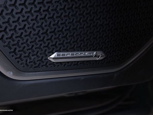 Used 2024 Lamborghini Urus S image 23