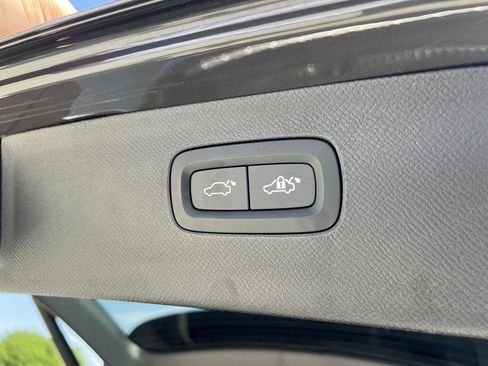 Used 2024 Volvo XC90 B5 Plus w/ Protection Package Premier AWD/4WD image 26