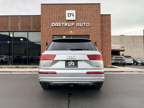 Used 2017 Audi Q7 3.0T Premium Plus w/ Premium Plus Package AWD/4WD image 6