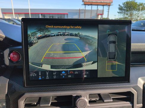 Used 2025 Toyota Tacoma TRD Pro AWD/4WD image 20