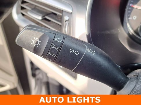 Used 2022 Kia Telluride S image 13