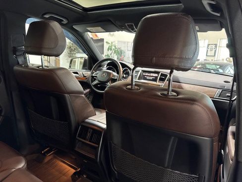 Used 2013 Mercedes-Benz GL 450 4MATIC w/ Premium 1 Pkg image 54