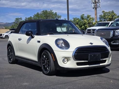Used 2019 MINI Cooper Convertible FWD image 2