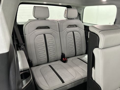 Used 2023 Rivian R1S Adventure image 25