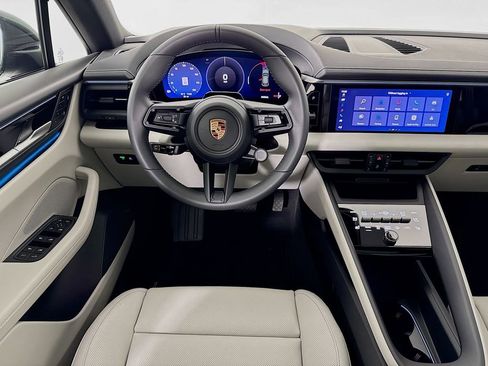 New 2026 Porsche Macan Electric image 25