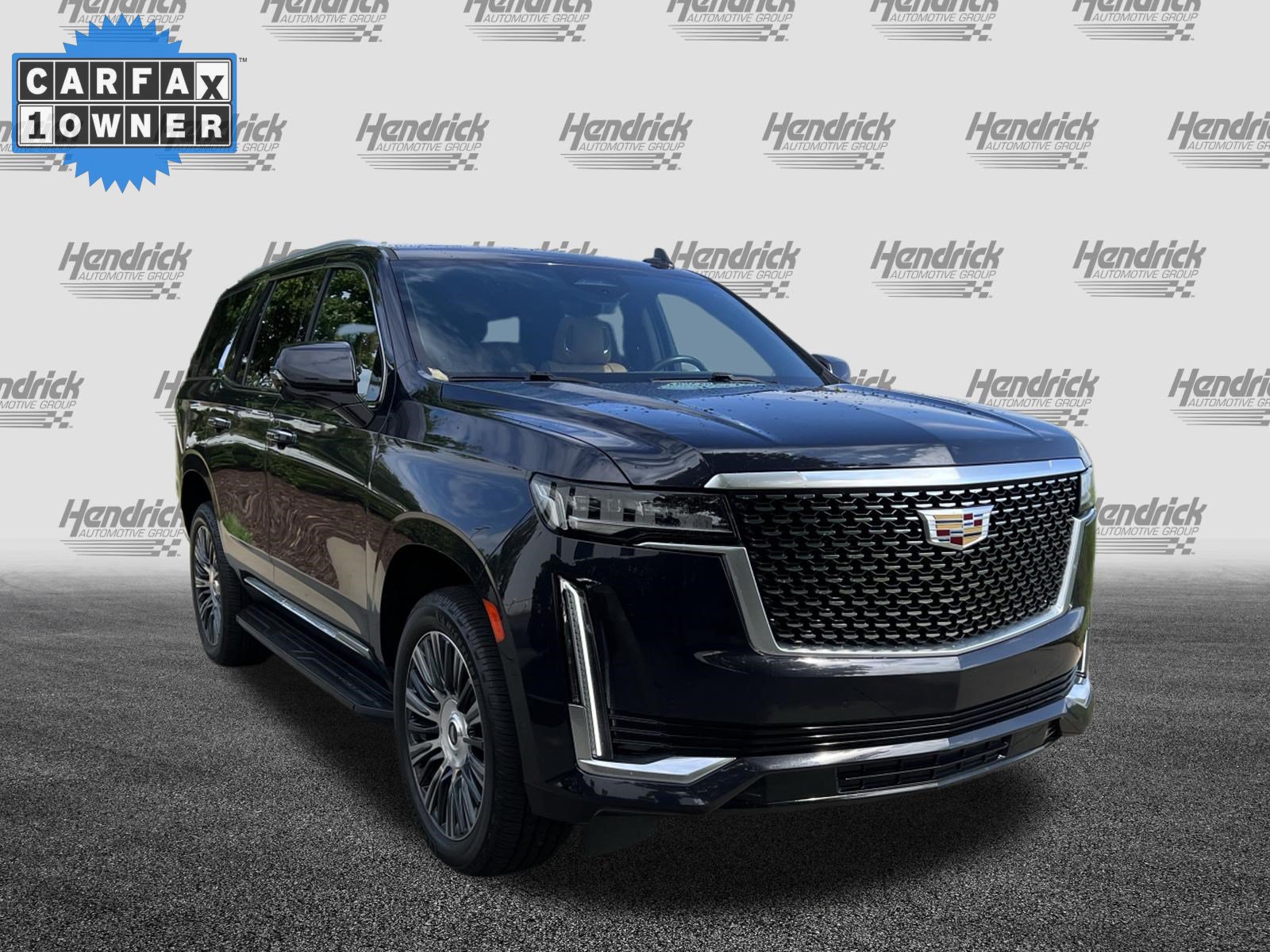Used 2023 Cadillac Escalade Premium Luxury w/ LPO, Illumination Package AWD/4WD image 2