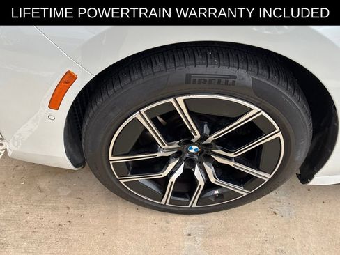 Used 2026 BMW 740i RWD image 5
