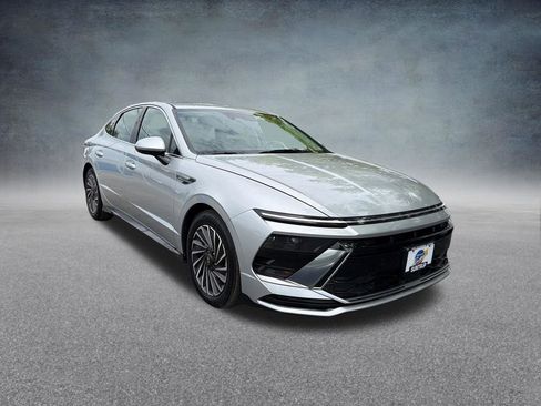 Used 2024 Hyundai Sonata SEL FWD image 17