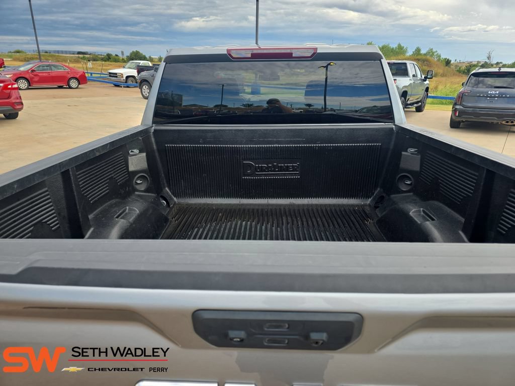Used 2025 GMC Sierra 1500 SLT AWD/4WD image 13