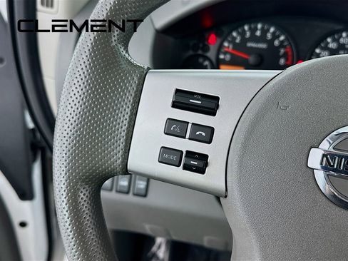 Used 2021 Nissan Frontier SV AWD/4WD image 16