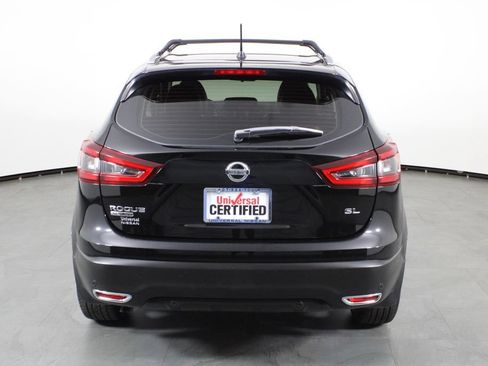 Certified 2021 Nissan Rogue Sport SL FWD image 11