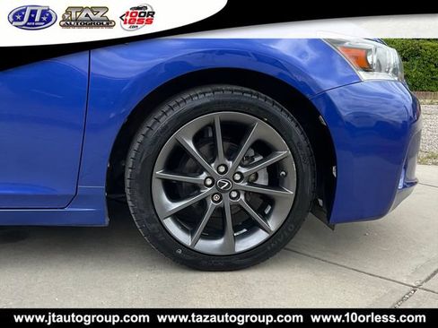 Used 2012 Lexus CT 200h Premium w/ F Sport Pkg w/Leather Trim FWD image 9