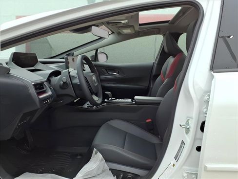 New 2026 Toyota Prius Plug-In Hybrid image 12