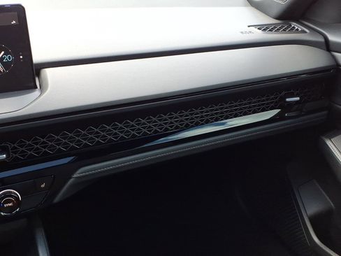 Used 2025 Honda Accord Sport image 22