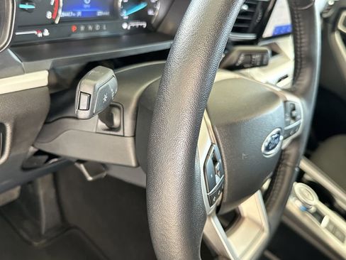 Used 2024 Ford Explorer XLT image 19