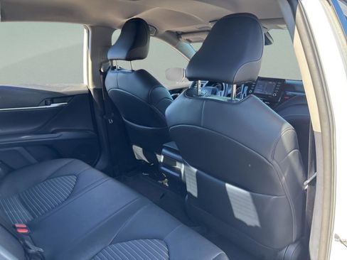 Used 2024 Toyota Camry SE image 36