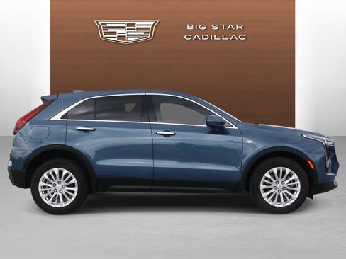 Certified 2024 Cadillac XT4 Luxury FWD image 6