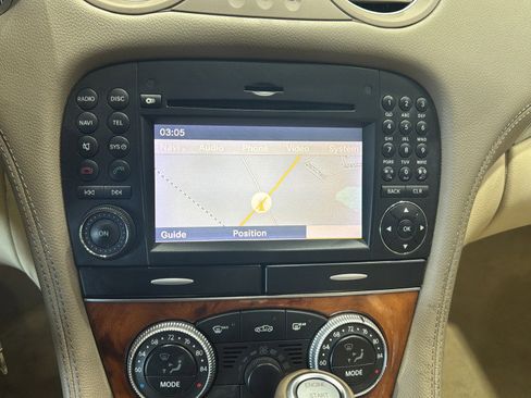 Used 2009 Mercedes-Benz SL 550 image 21