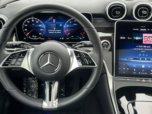 Certified 2025 Mercedes-Benz GLC 300 4MATIC image 14