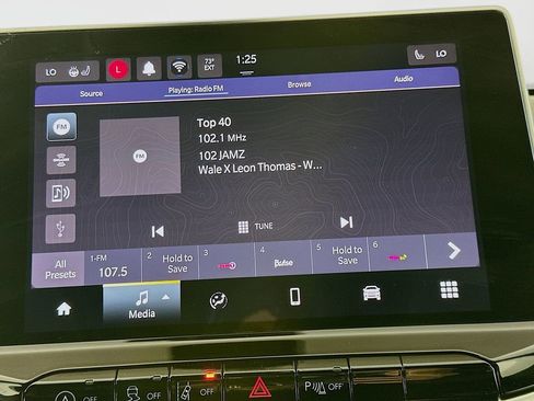 Used 2025 Jeep Compass Limited AWD/4WD image 17