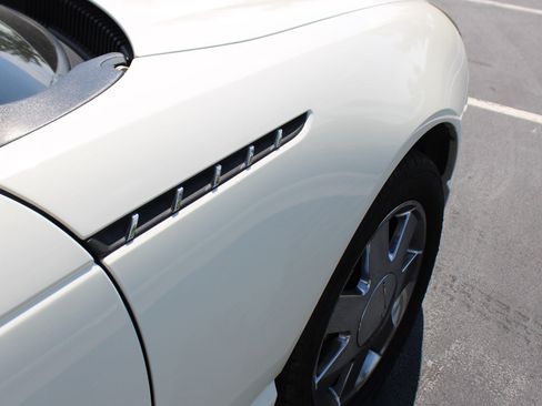 Used 2002 Ford Thunderbird RWD image 7