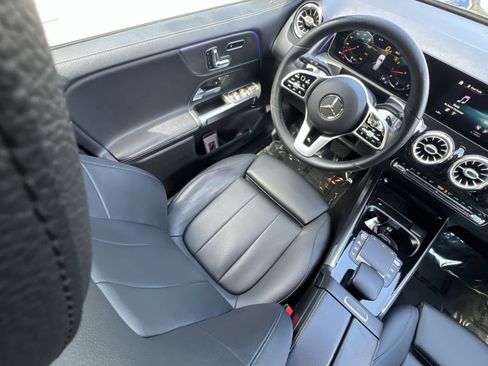 Used 2021 Mercedes-Benz GLB 250 image 16