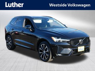 Used 2025 Volvo XC60 B5 Plus video 1