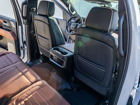 Used 2025 GMC Sierra 2500 Denali Ultimate w/ Max Trailering Package image 31