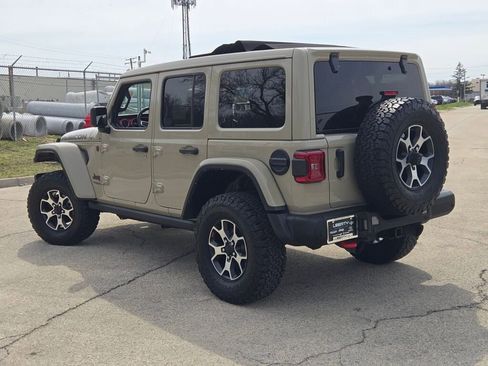 Used 2022 Jeep Wrangler Unlimited Rubicon w/ Steel Bumper Group image 14