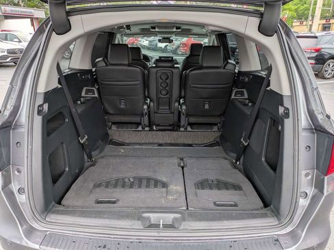 Used 2023 Honda Odyssey Touring image 12
