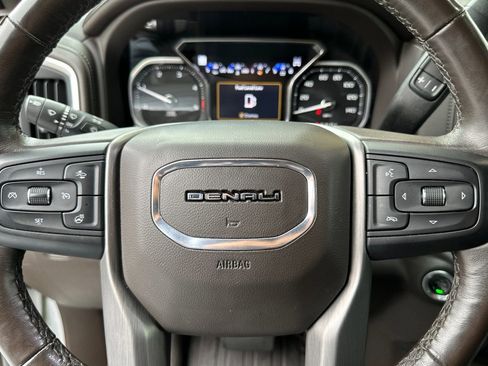 Used 2022 GMC Sierra 3500 Denali w/ Technology Package image 24
