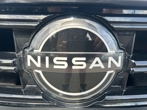 Used 2023 Nissan Versa SV w/ Trunk Package FWD image 35