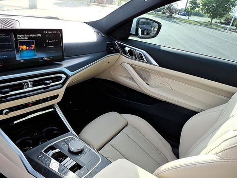 Used 2024 BMW 430i xDrive Coupe w/ Premium Package AWD/4WD image 23