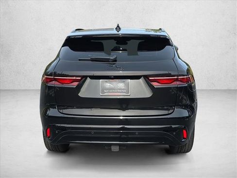 Certified 2025 Jaguar F-PACE R-Dynamic S image 6