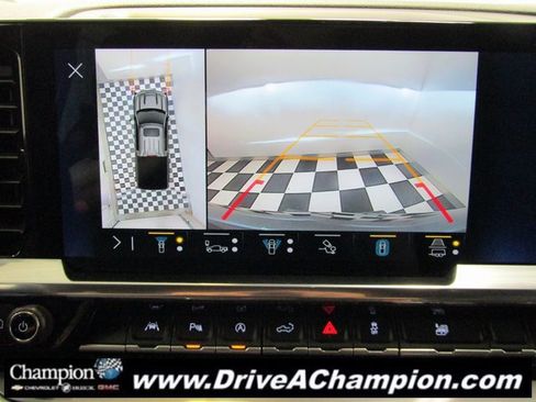 Used 2023 Chevrolet Silverado 1500 High Country image 8