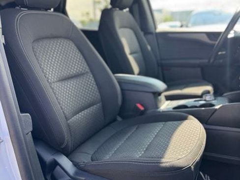 Certified 2025 Ford Escape Active AWD/4WD image 26