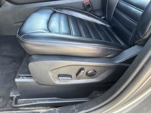 Used 2024 Ford Edge SEL AWD/4WD image 10