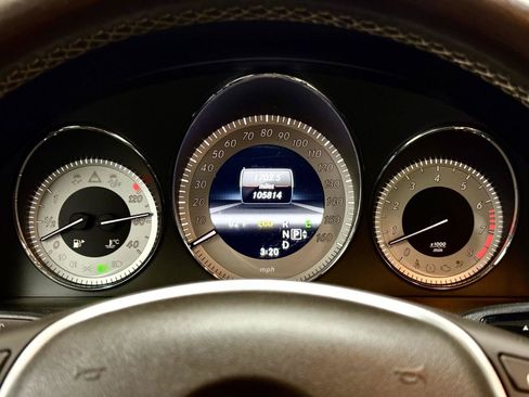 Used 2013 Mercedes-Benz GLK 350 4MATIC image 25