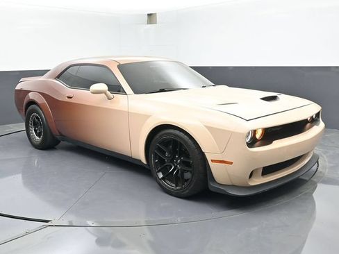 Used 2021 Dodge Challenger R/T Scat Pack RWD image 2