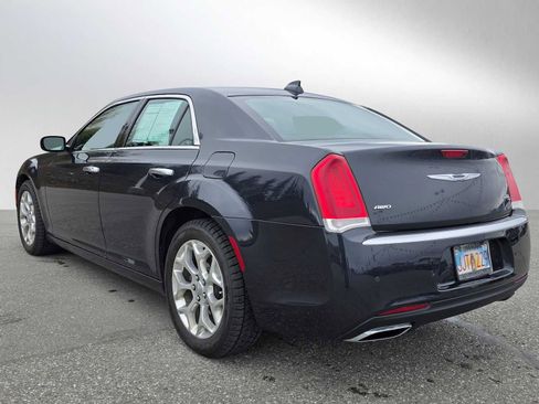 Used 2017 Chrysler 300 C Platinum w/ Safetytec Plus Group AWD/4WD image 5