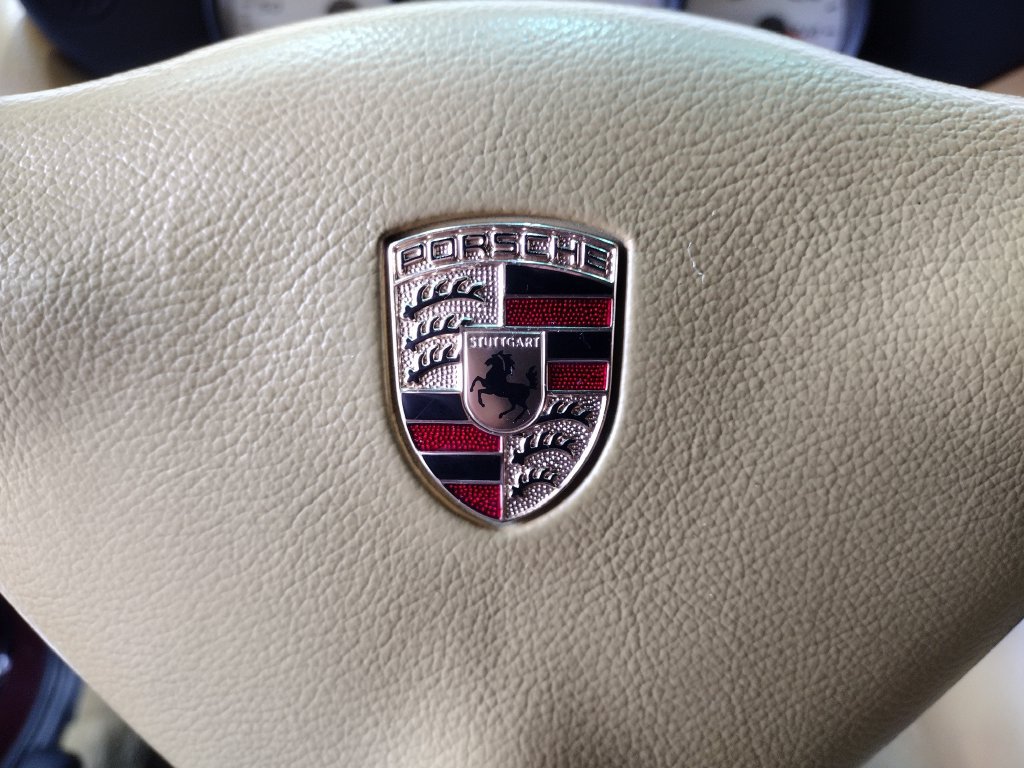 Used 2004 Porsche Boxster RWD image 22