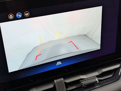 New 2026 Chevrolet Equinox RS w/ Convenience Package III AWD/4WD image 25