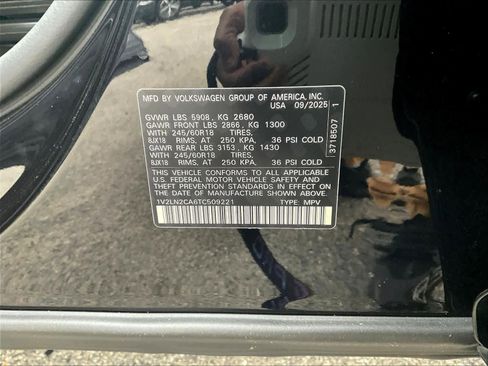 New 2026 Volkswagen Atlas SE image 18