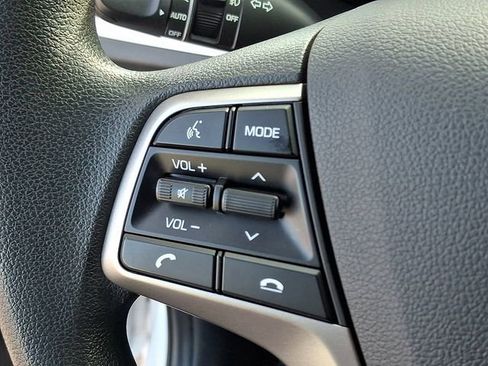 Used 2022 Hyundai Accent SEL image 21