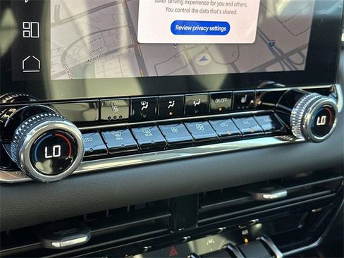 New 2026 GMC Canyon Elevation w/ Convenience Package image 12