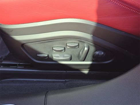 Certified 2025 Porsche Panamera 4S image 28