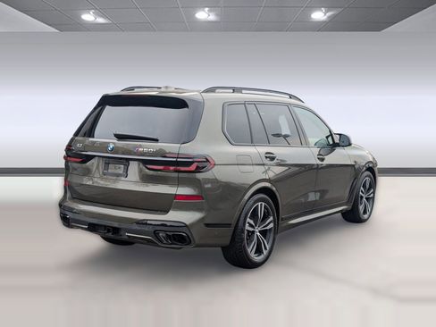 Certified 2025 BMW X7 M60i image 9
