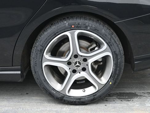 Used 2018 Mercedes-Benz CLA 250 4MATIC image 15