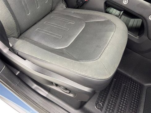 Used 2020 Land Rover Defender 110 SE image 45