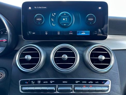 Used 2020 Mercedes-Benz GLC 300 GLC 300 image 22